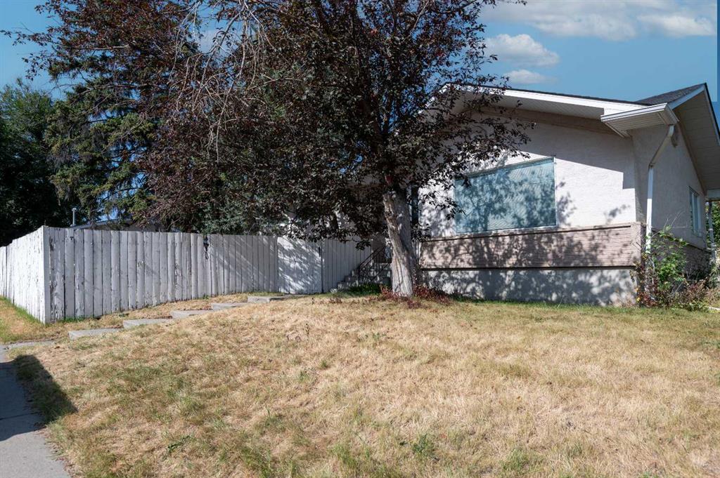 Picture of 4328 Greenview Drive NE, Calgary Real Estate Listing
