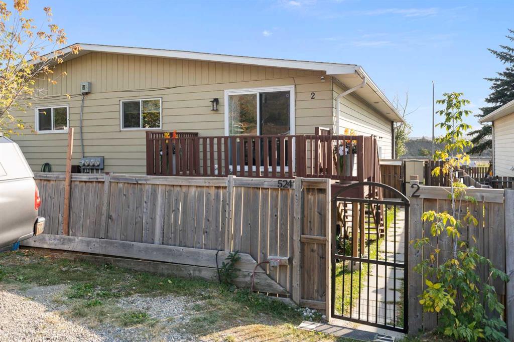 Picture of 2, 524 First Street E, Cochrane Real Estate Listing