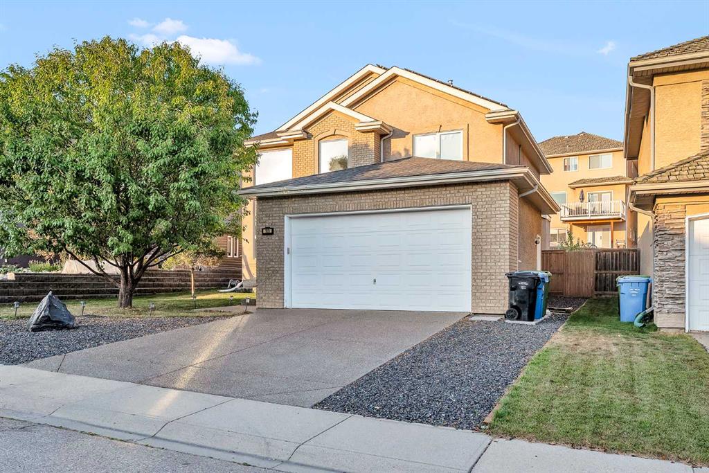 Picture of 109 Royal Crest Terrace NW, Calgary Real Estate Listing