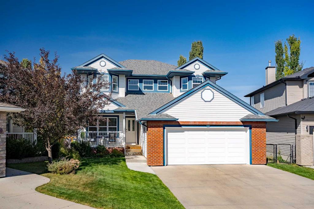 Picture of 100 Coopers Heights SW, Airdrie Real Estate Listing