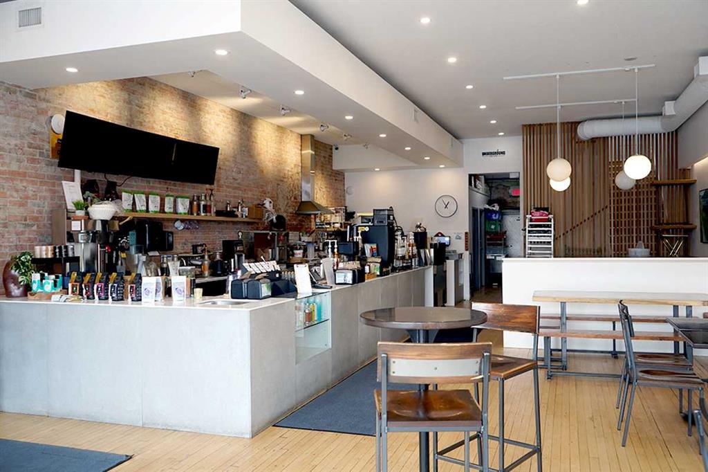 Picture of 418 13 Street N, Lethbridge Real Estate Listing