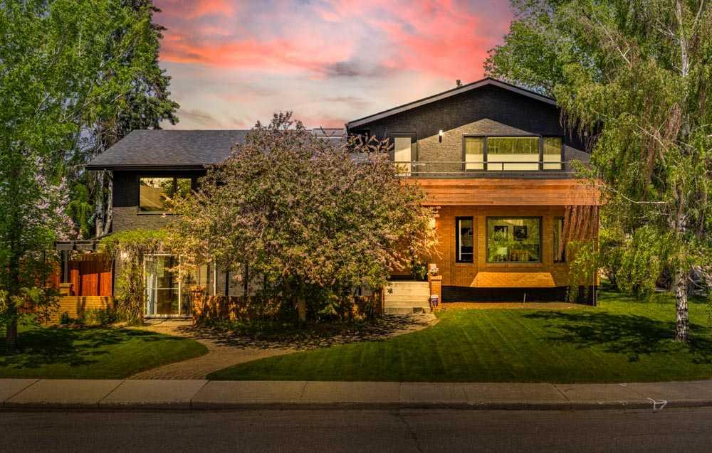 Picture of 2604 11 Avenue NW, Calgary Real Estate Listing