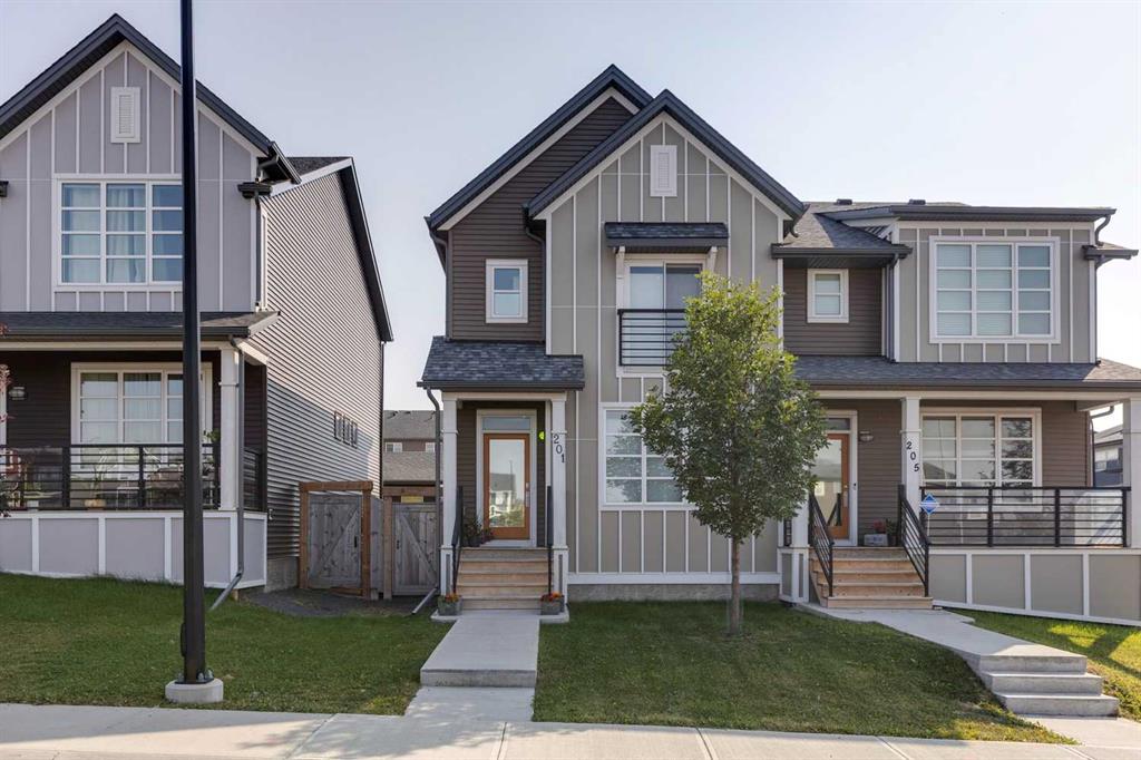 Picture of 201 Carringvue Way NW, Calgary Real Estate Listing