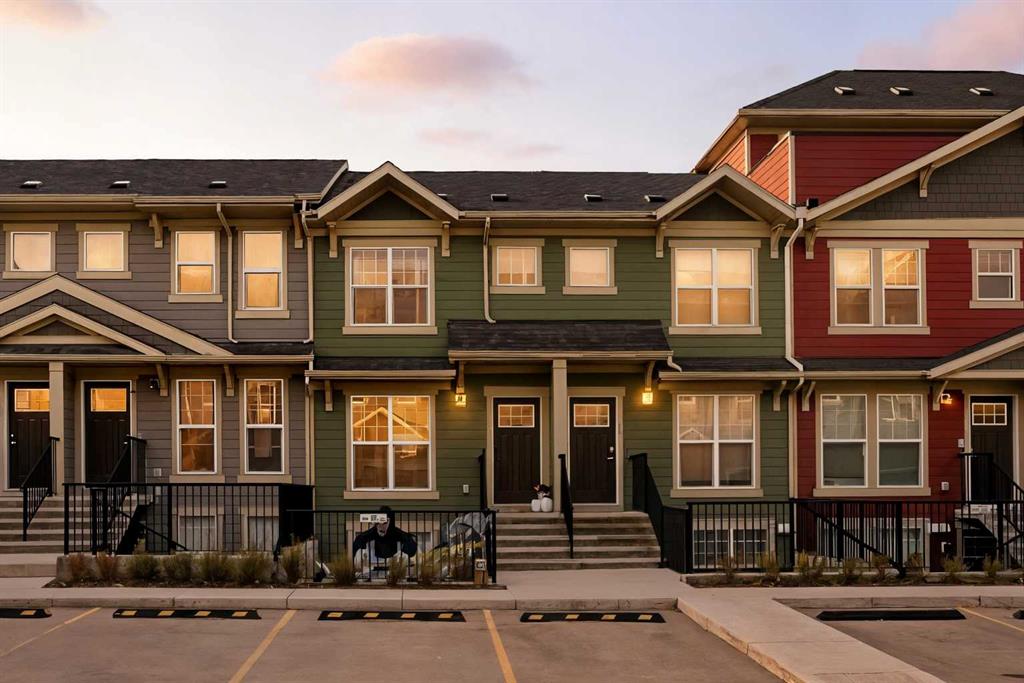 Picture of 253 Cranbrook Square SE, Calgary Real Estate Listing