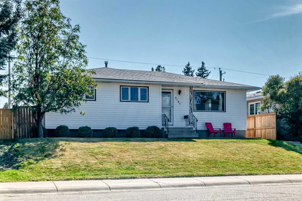 Picture of 2107 Munro Drive NE, Calgary Real Estate Listing