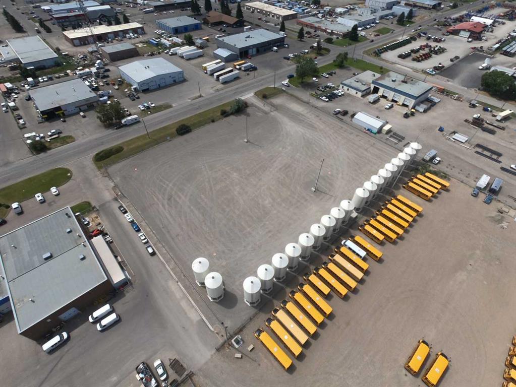 Picture of 3205 18 Avenue N, Lethbridge Real Estate Listing