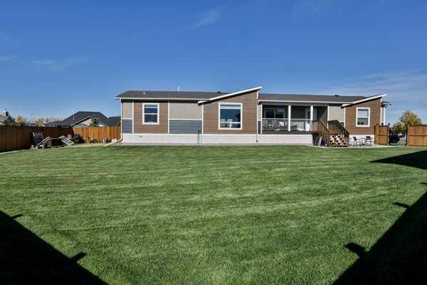 Picture of 2037 Sunflower Crescent , Coaldale Real Estate Listing