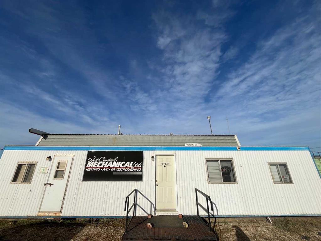 Picture of 3912 66 Street  , Ponoka Real Estate Listing