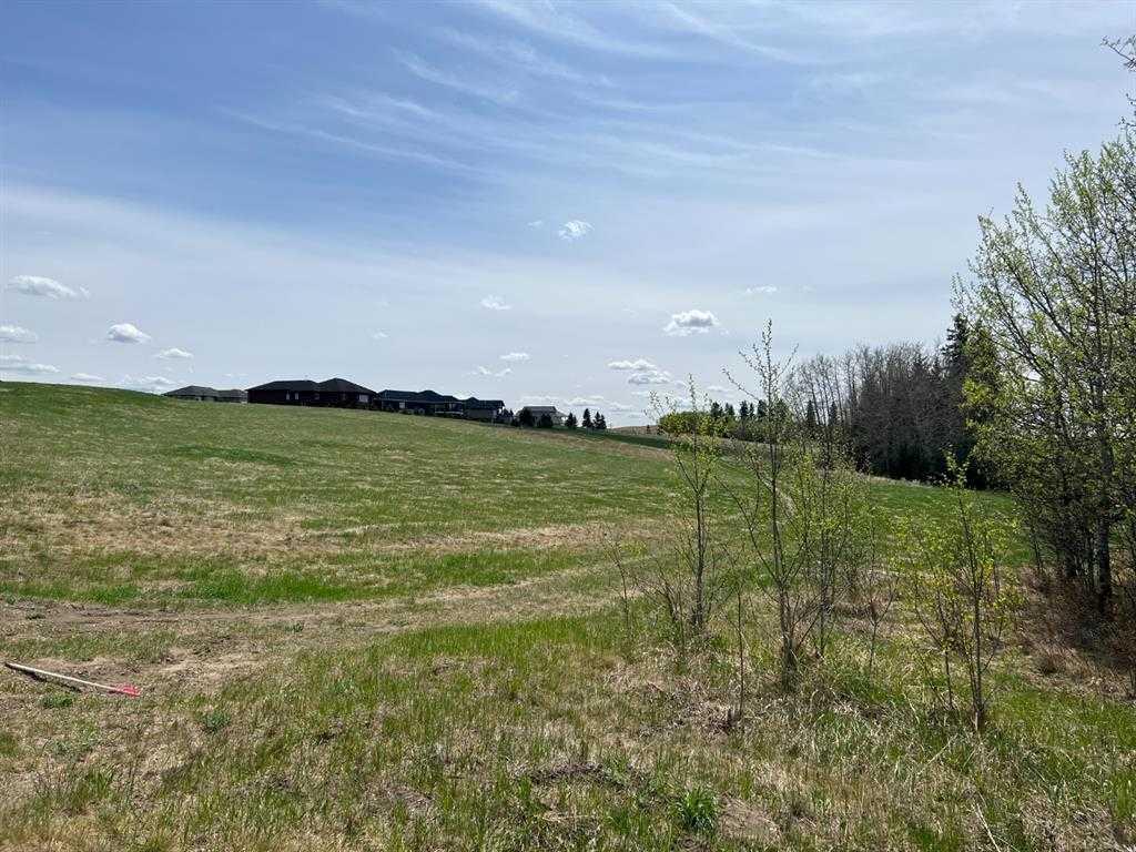 Picture of 143 Wolf Run Drive  , Rural Ponoka County Real Estate Listing