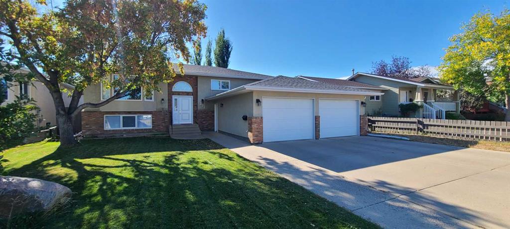 Picture of 337 Ojibwa Place W, Lethbridge Real Estate Listing