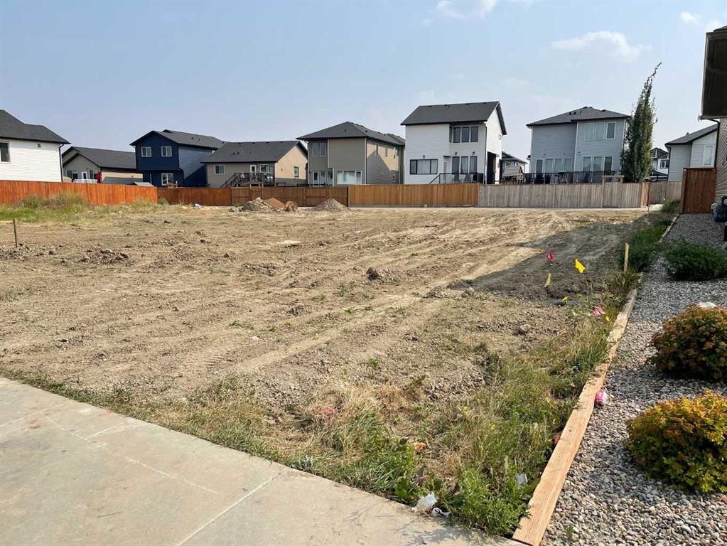 Picture of 34 Rivergrove Run W, Lethbridge Real Estate Listing