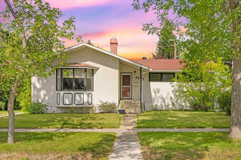 Picture of 4207 Brisebois Drive NW, Calgary Real Estate Listing