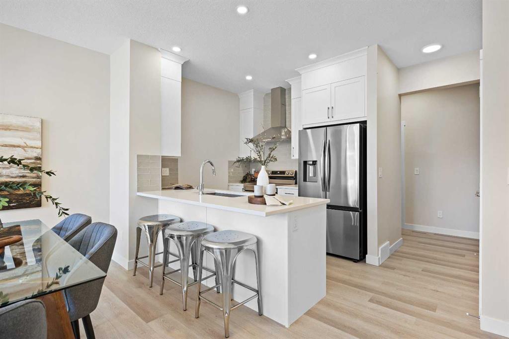 Picture of 2150 Bayview Drive SW, Airdrie Real Estate Listing