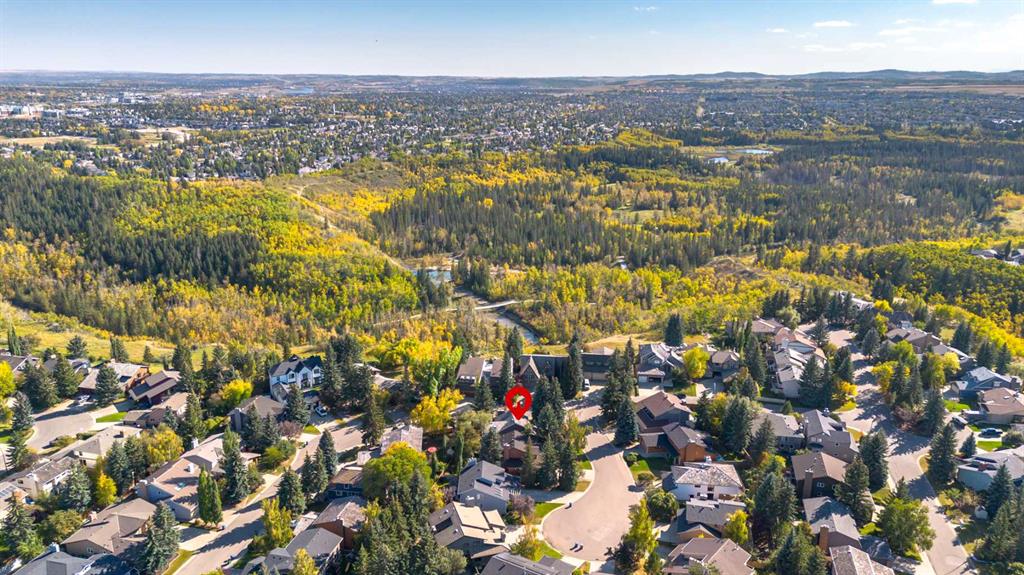 Picture of 4 Wood Willow Place SW, Calgary Real Estate Listing