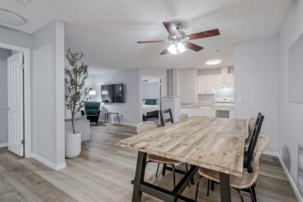 Picture of 6118, 6000 Somervale Court SW, Calgary Real Estate Listing