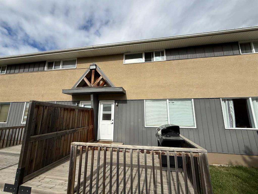 Picture of 43, 114 Hardisty Avenue , Hinton Real Estate Listing
