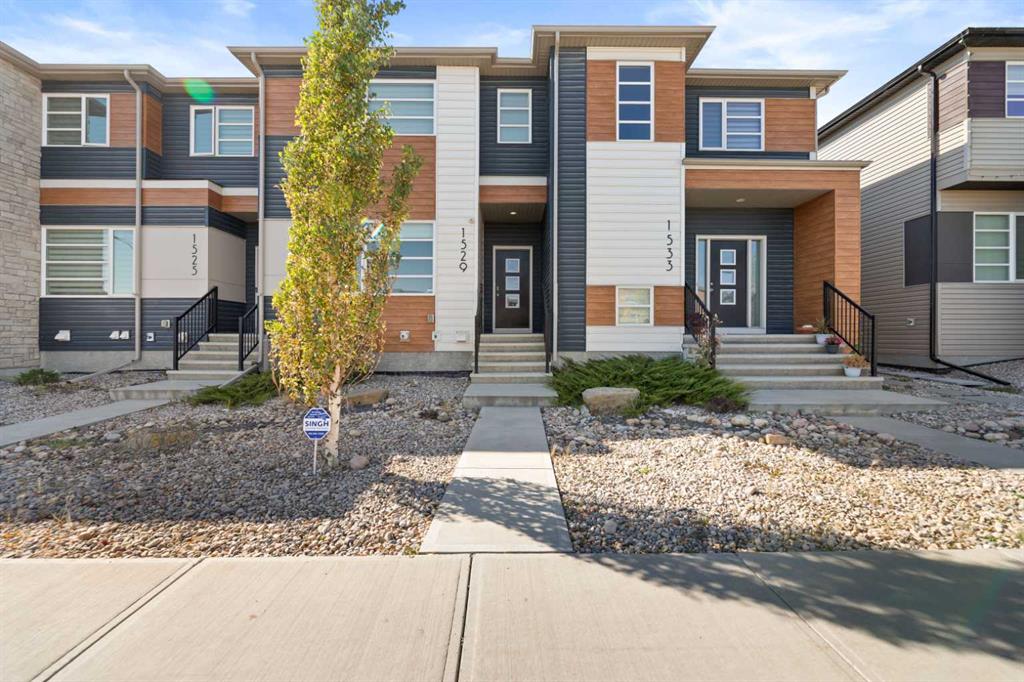 Picture of 1529 Cornerstone Boulevard NE, Calgary Real Estate Listing