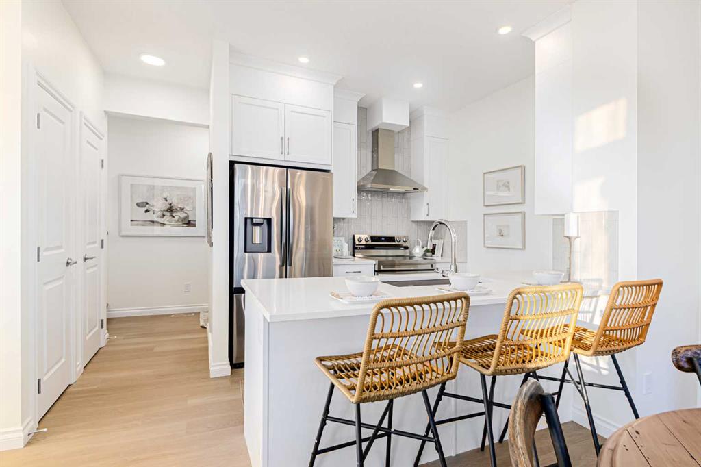 Picture of 2166 Bayview Drive SW, Airdrie Real Estate Listing