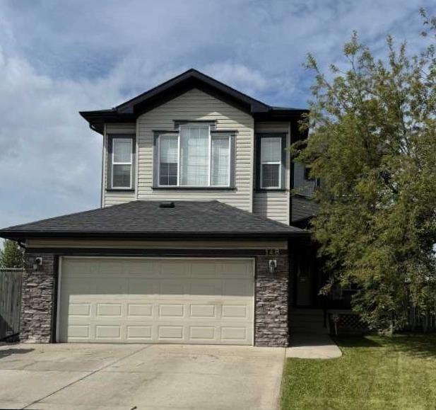 Picture of 148 Stonegate Crescent NW, Airdrie Real Estate Listing
