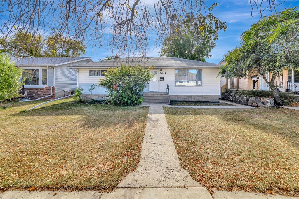 Picture of 5413 47 Street , Lloydminster Real Estate Listing