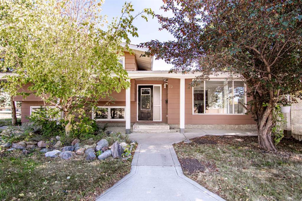 Picture of 79 Oak Street , Red Deer Real Estate Listing