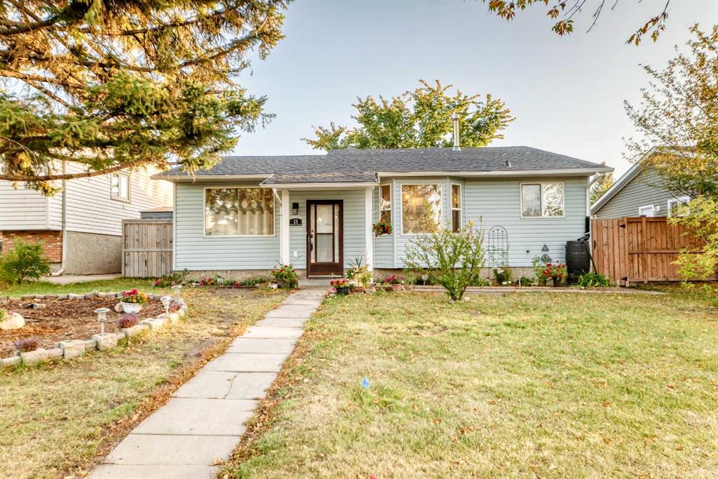 Picture of 13 Brentwood Drive , Strathmore Real Estate Listing