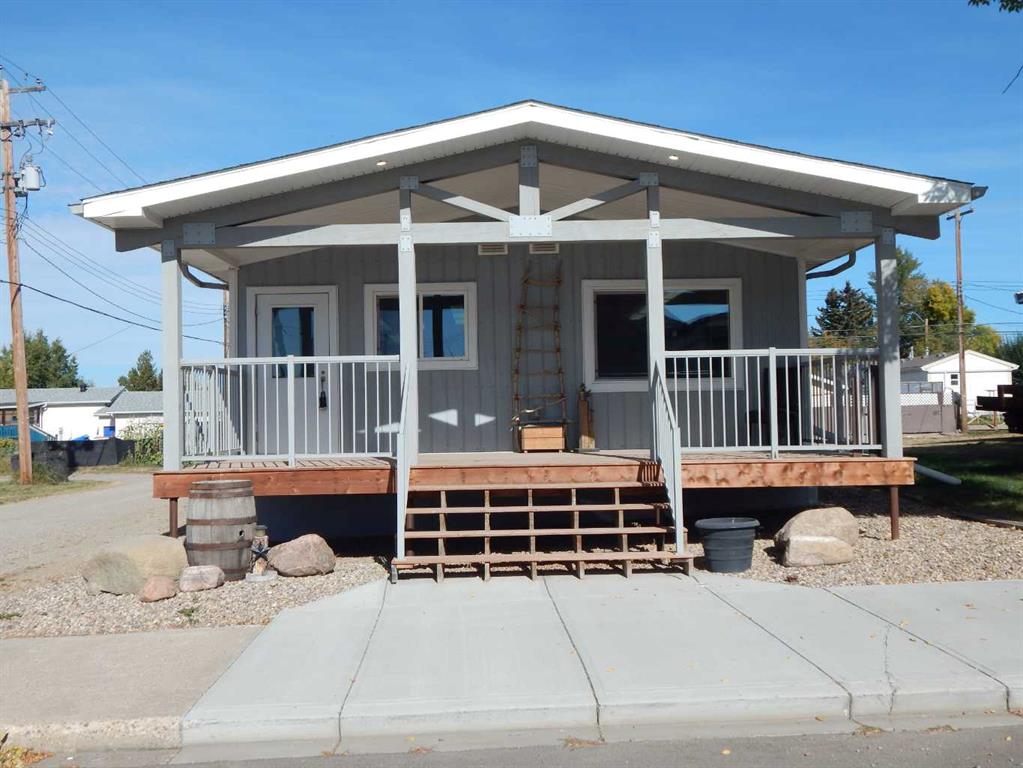 Picture of 2012 20 Avenue , Bowden Real Estate Listing