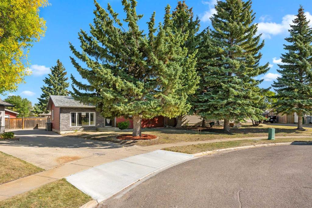 Picture of 3313 53 Avenue , Lloydminster Real Estate Listing