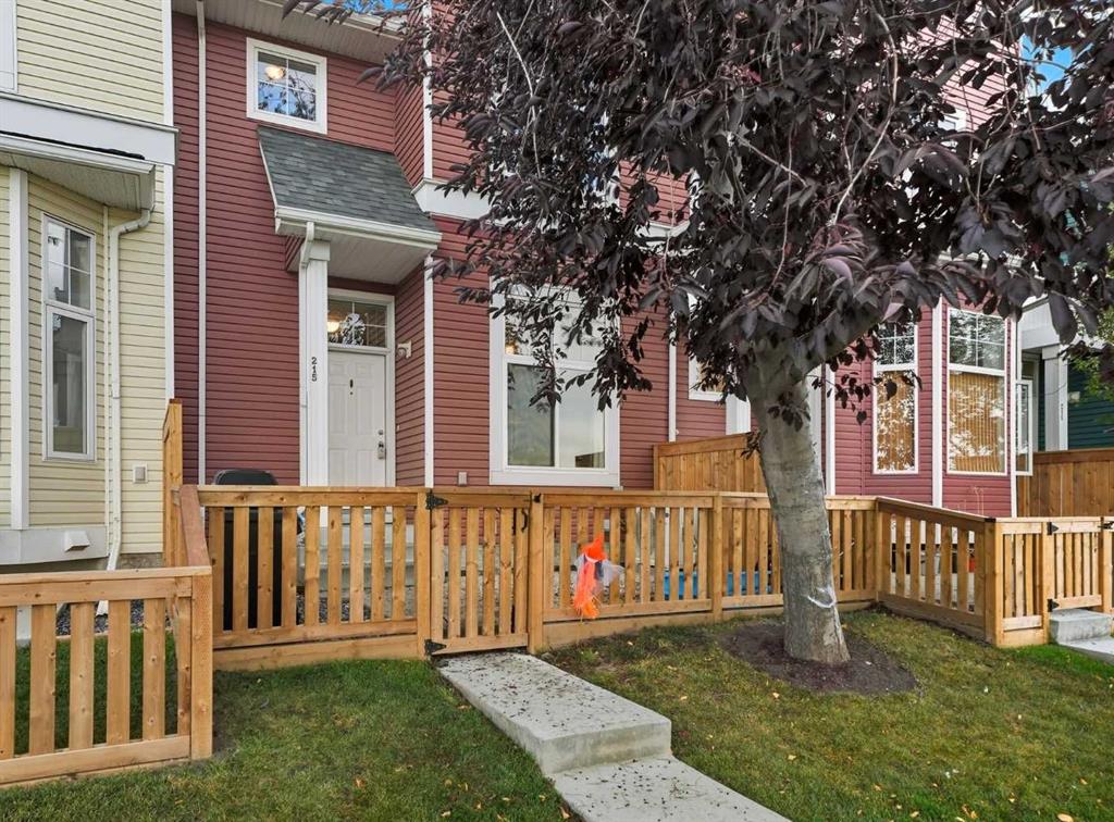Picture of 215 Mckenzie Towne Gate SE, Calgary Real Estate Listing