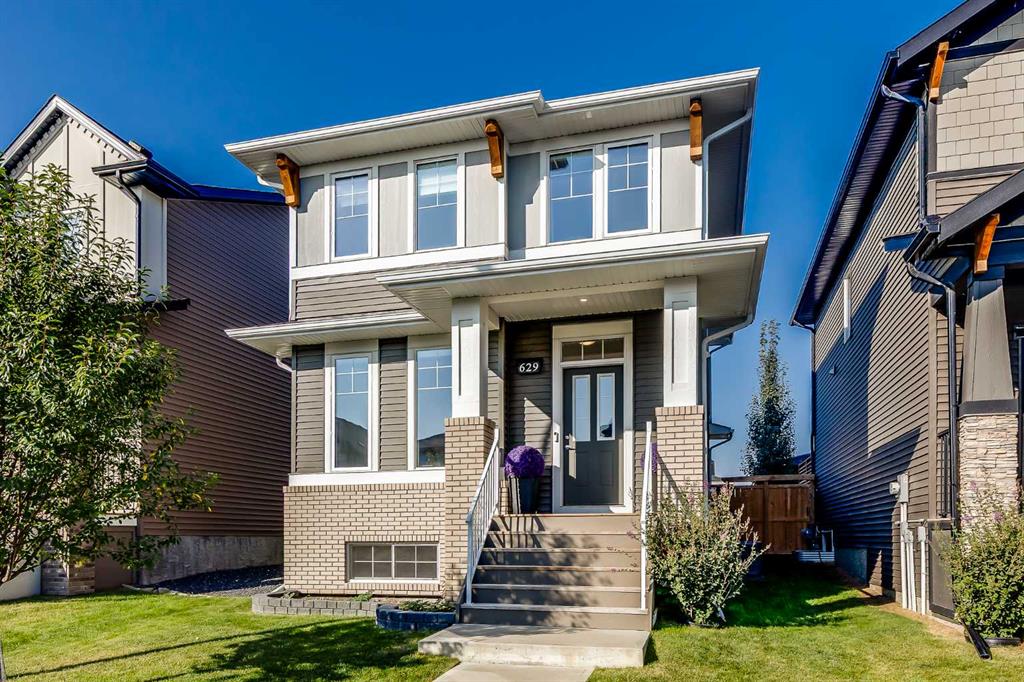 Picture of 629 Reynolds Crescent SW, Airdrie Real Estate Listing