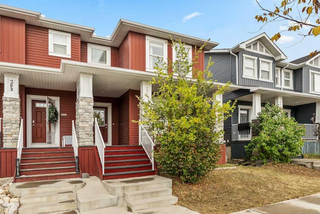 Picture of 286 Redstone Drive NE, Calgary Real Estate Listing