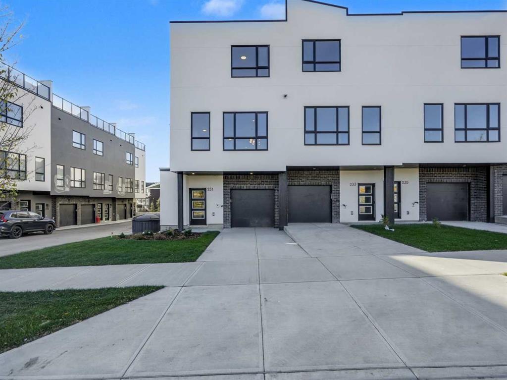 Picture of 231 Sage Hill Rise NW, Calgary Real Estate Listing