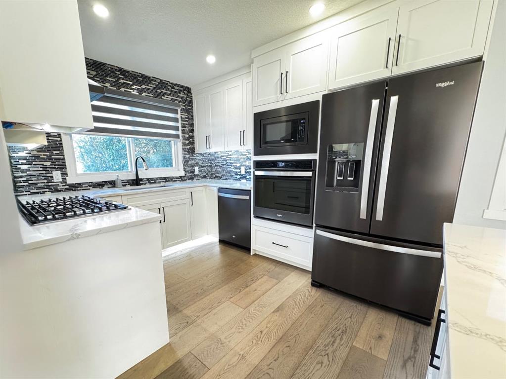 Picture of 10304 Elbow Drive SW, Calgary Real Estate Listing
