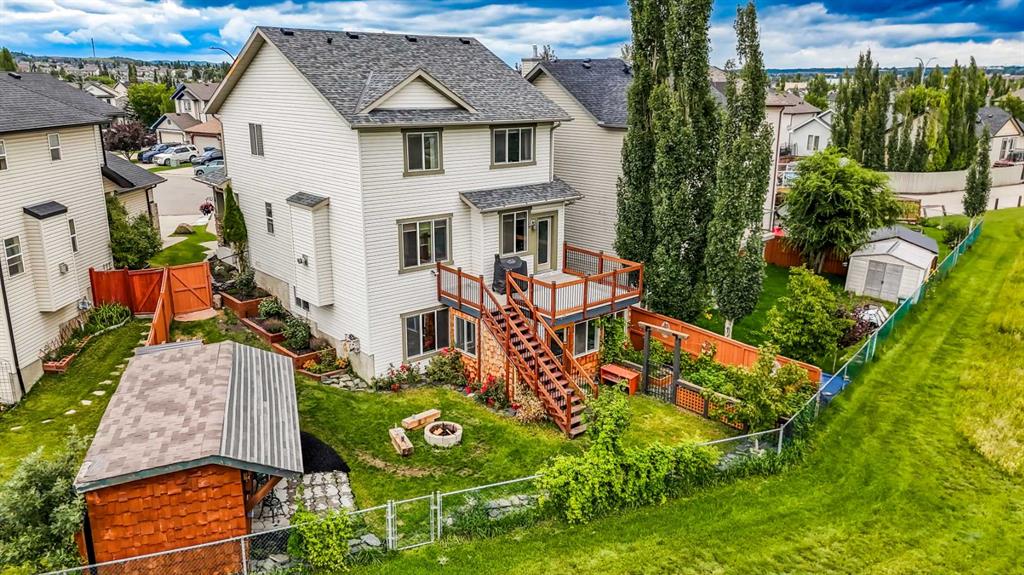 Picture of 18 Cimarron Grove Bay , Okotoks Real Estate Listing