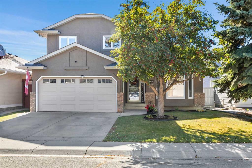 Picture of 1375 Sunvista Way SE, Calgary Real Estate Listing