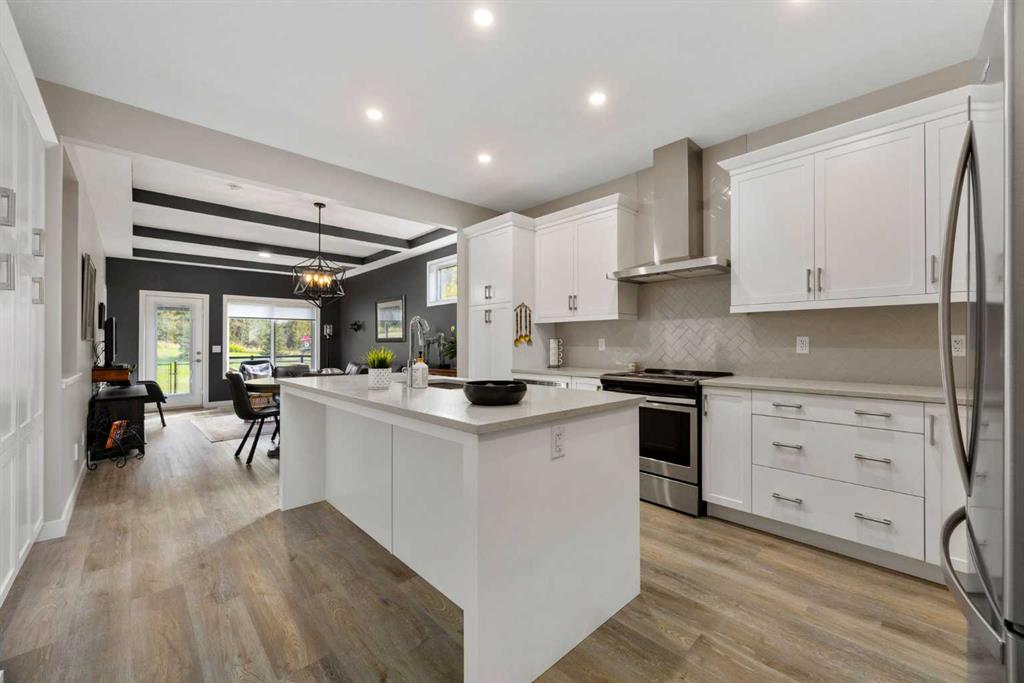 Picture of 84 Riviera Court , Cochrane Real Estate Listing