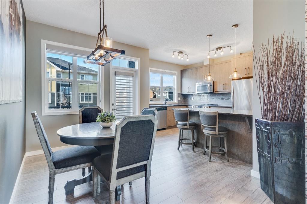 Picture of 297 Mahogany Boulevard SE, Calgary Real Estate Listing