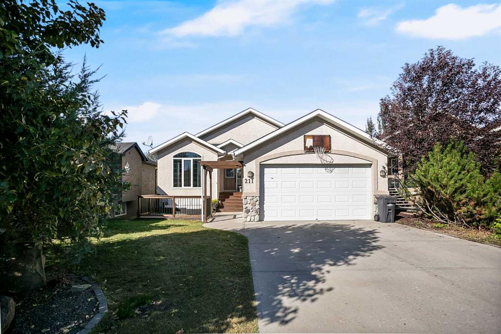 Picture of 211 Lineham Acres Close NW, High River Real Estate Listing