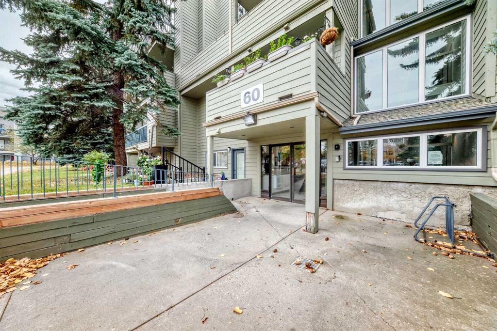 Picture of 1210, 60 Glamis Drive SW, Calgary Real Estate Listing