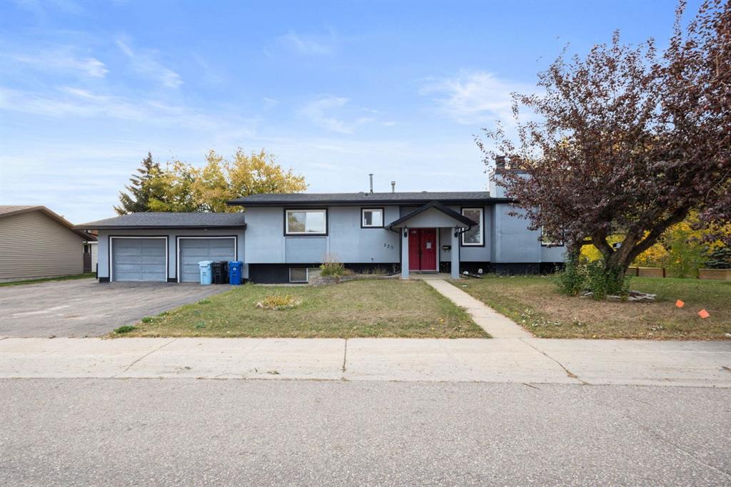 Picture of 225 Cardinal Drive , Fort McMurray Real Estate Listing