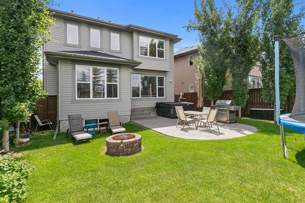 Picture of 4746 Elgin Avenue SE, Calgary Real Estate Listing