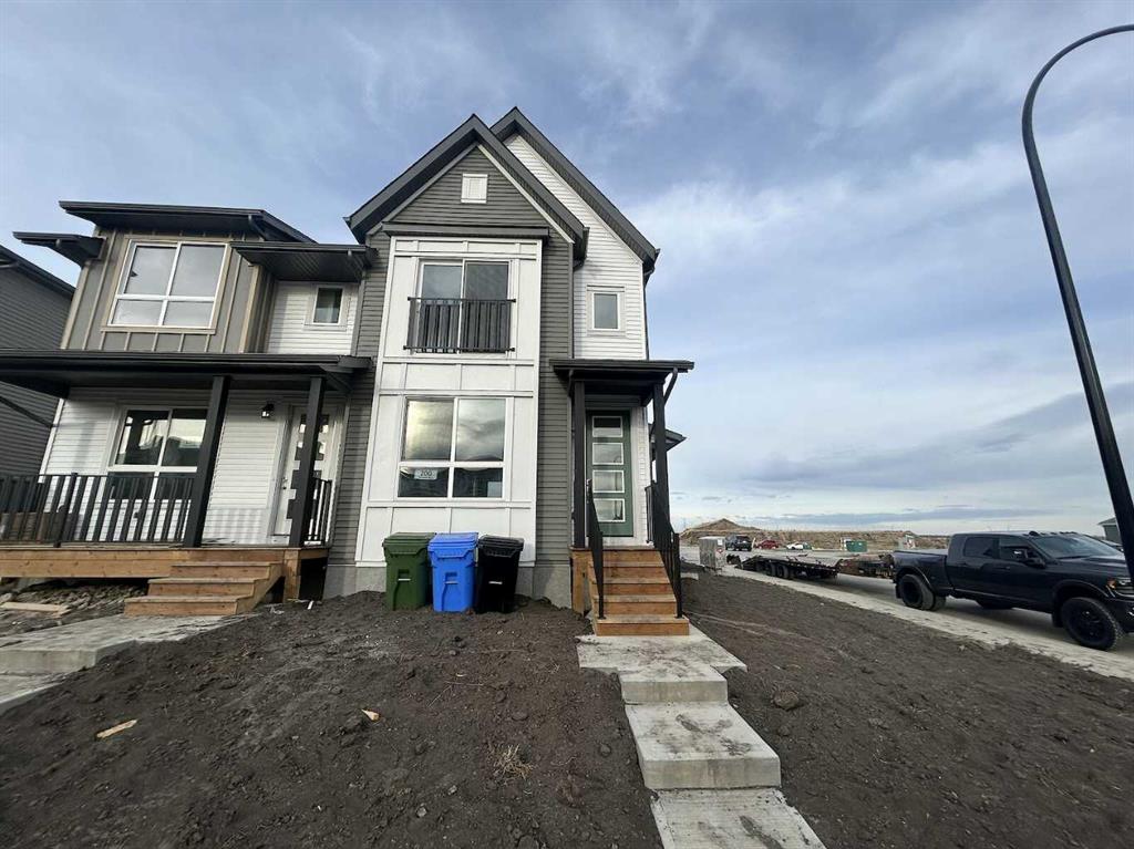 Picture of 200 Belmont Way SW, Calgary Real Estate Listing