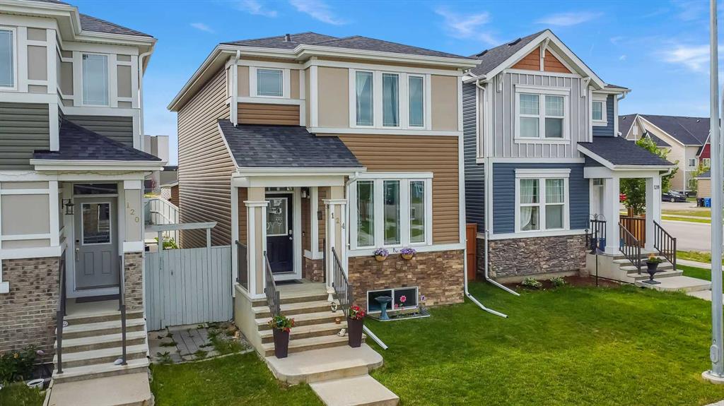 Picture of 124 Red Embers Crescent NE, Calgary Real Estate Listing