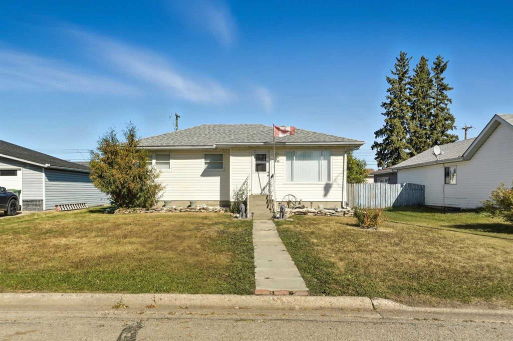 Picture of 5122 52 ave  , Rimbey Real Estate Listing