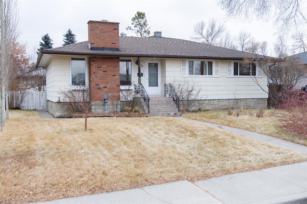 Picture of 56 Lynndale Crescent SE, Calgary Real Estate Listing