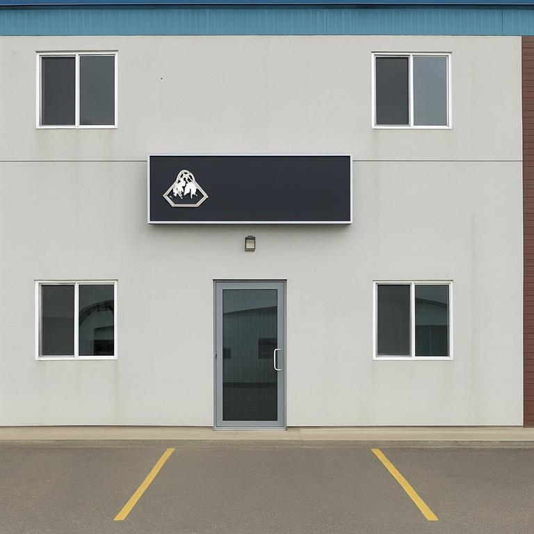 Picture of 6, 14 Thevenez Industrial Trail , Sylvan Lake Real Estate Listing