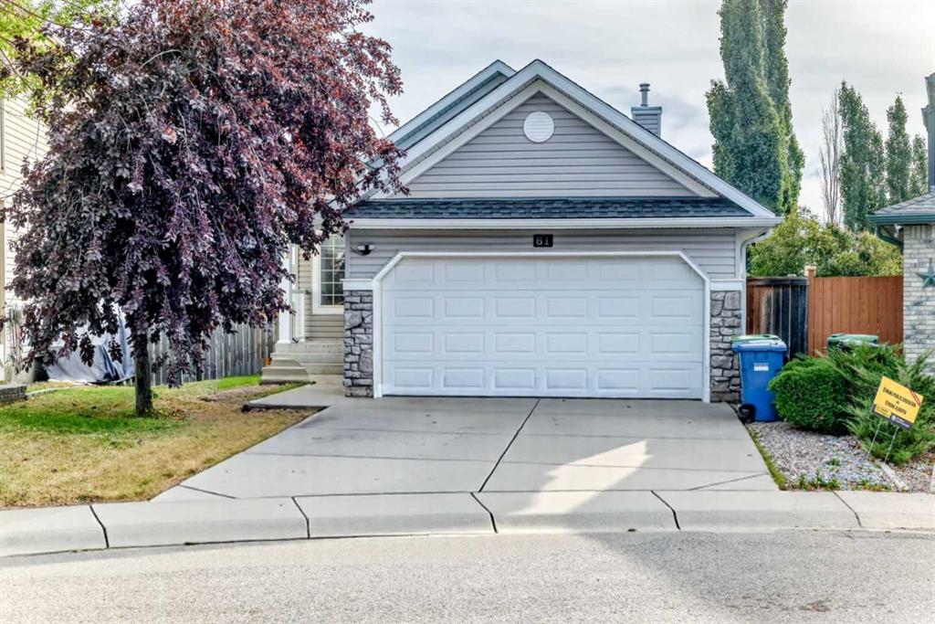 Picture of 61 Royal Birch Grove NW, Calgary Real Estate Listing