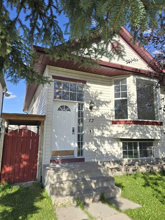 Picture of 12 tarington Manor , Calgary Real Estate Listing