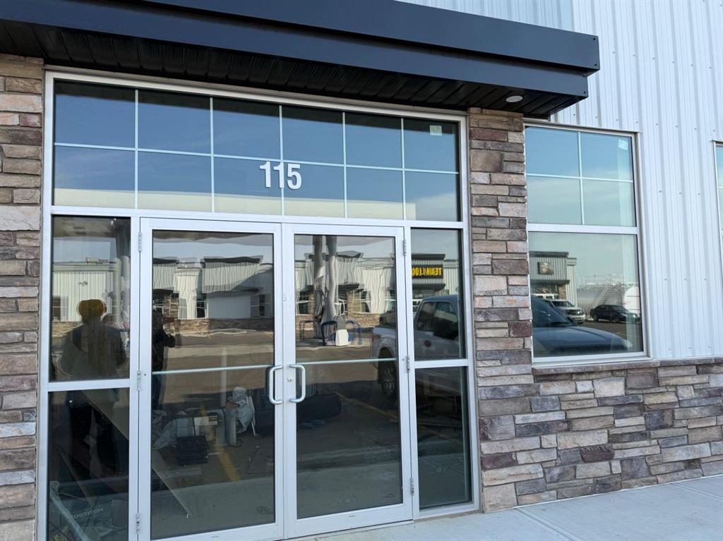 Picture of 115, 5302 Vista Trail , Blackfalds Real Estate Listing