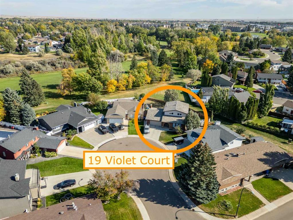 Picture of 19 Violet Court SE, Medicine Hat Real Estate Listing